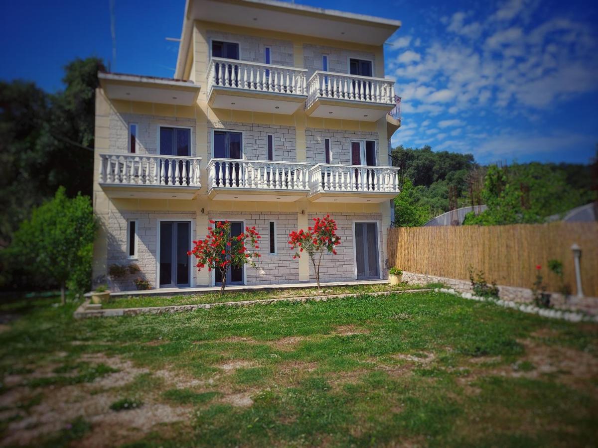 Calma Studios Parga Exterior photo